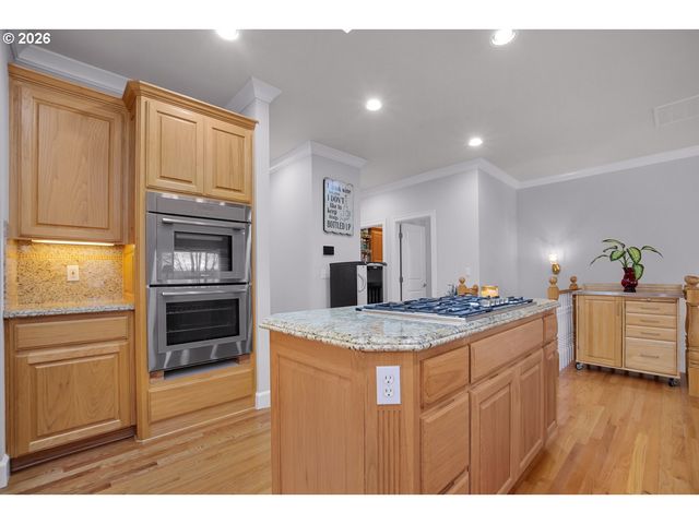 4728 CAMBRIDGE Ct, Lake Oswego, OR 97035