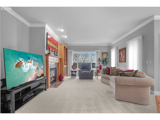 4728 CAMBRIDGE Ct, Lake Oswego, OR 97035