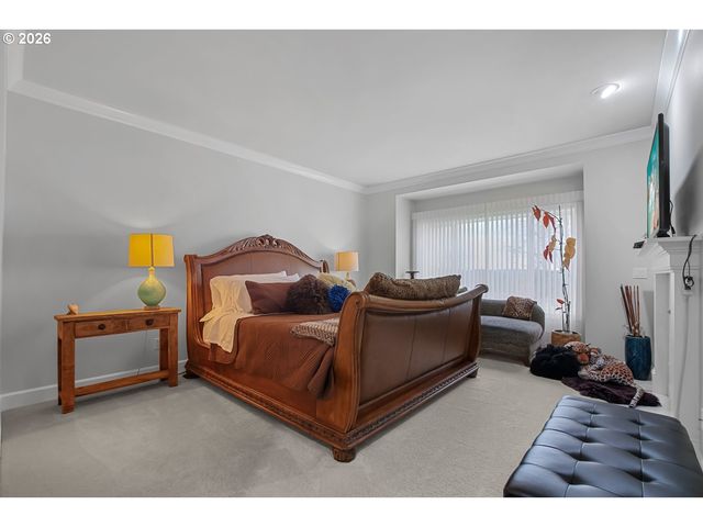 4728 CAMBRIDGE Ct, Lake Oswego, OR 97035