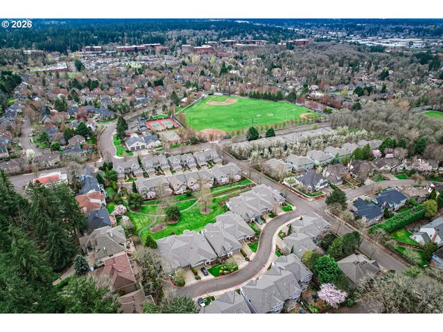 4728 CAMBRIDGE Ct, Lake Oswego, OR 97035