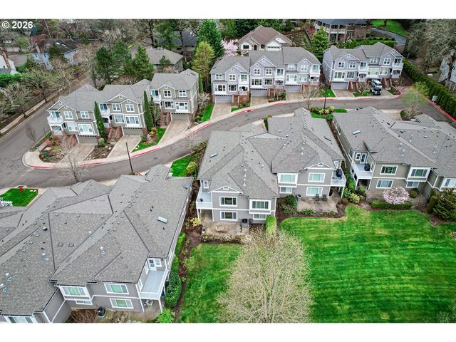 4728 CAMBRIDGE Ct, Lake Oswego, OR 97035