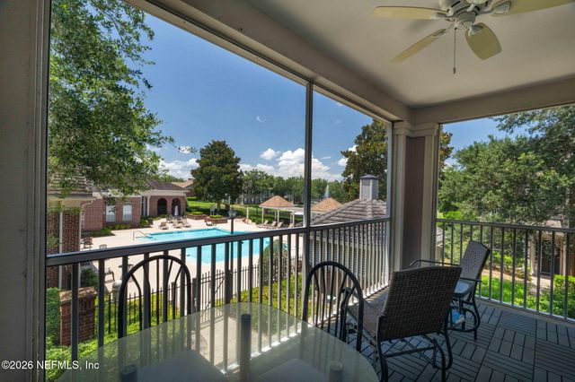10901 BURNT MILL Road 104, Jacksonville, FL 32256