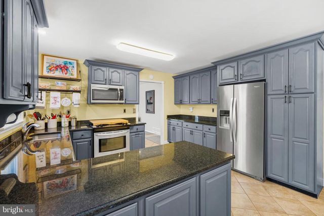 280 LAKEWOOD RD, New Egypt, NJ 08533