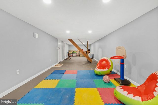 280 LAKEWOOD RD, New Egypt, NJ 08533