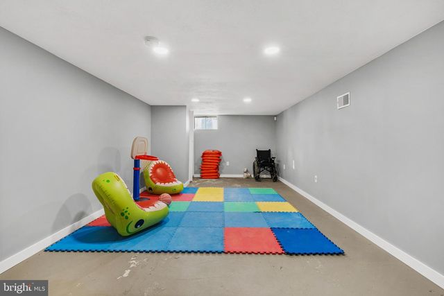 280 LAKEWOOD RD, New Egypt, NJ 08533