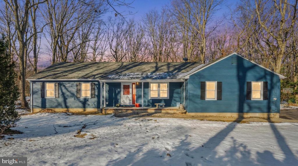 280 LAKEWOOD RD, New Egypt, NJ 08533