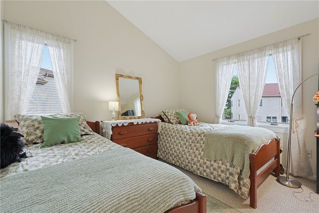 91 Windward Lane, Bristol, RI 02809
