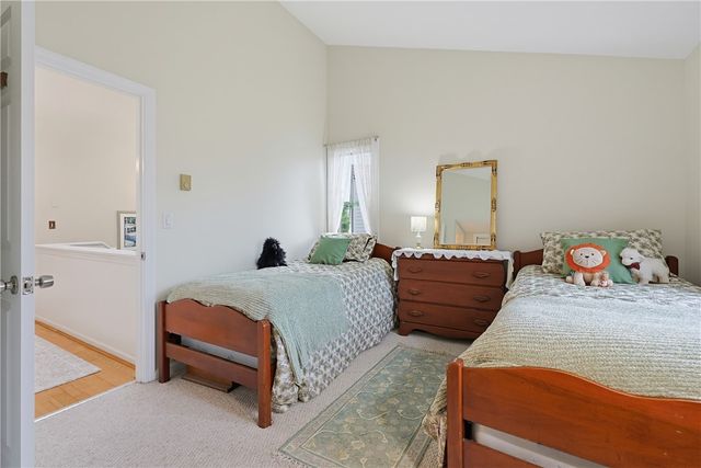 91 Windward Lane, Bristol, RI 02809