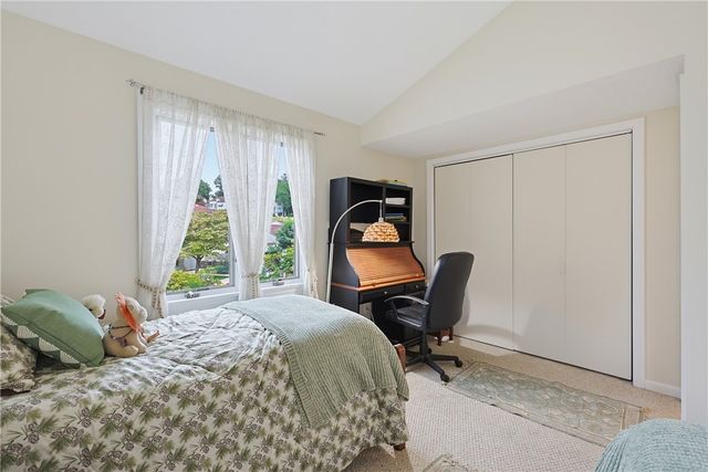 91 Windward Lane, Bristol, RI 02809