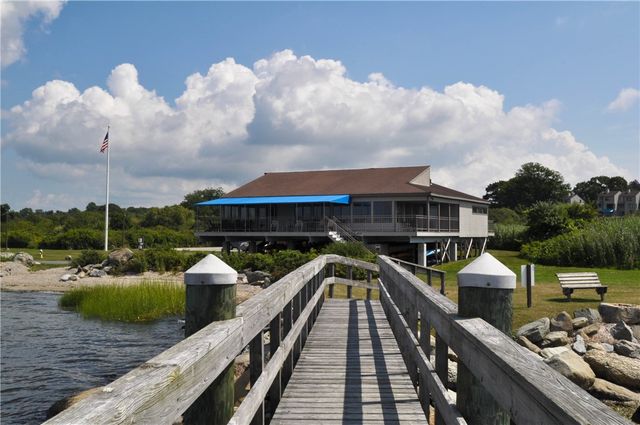 91 Windward Lane, Bristol, RI 02809