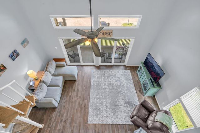 156 April Point Drive S, Conroe, TX 77356