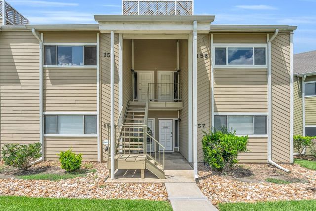 156 April Point Drive S, Conroe, TX 77356