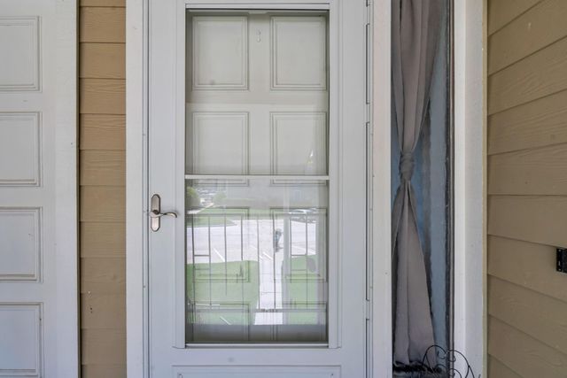 156 April Point Drive S, Conroe, TX 77356