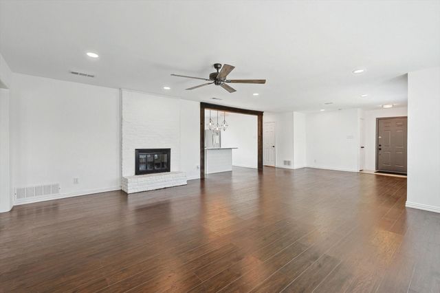 2201 Jamestown Court, Carrollton, TX 75006