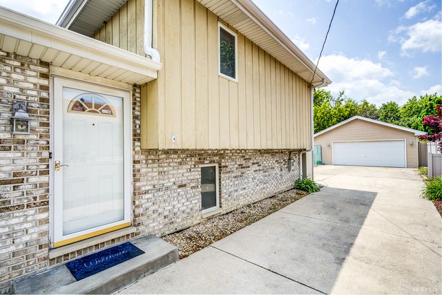 14224 Karlov Avenue, Crestwood, IL 60418