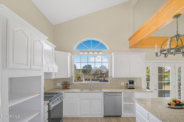 4621 W Avenue K12, Quartz Hill, CA 93536