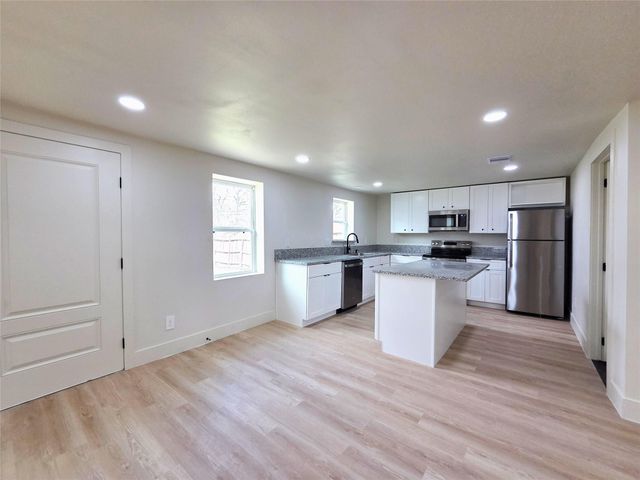 4607 Englewood Street, Houston, TX 77026