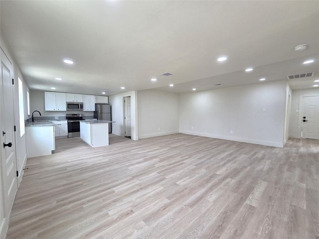 4607 Englewood Street, Houston, TX 77026