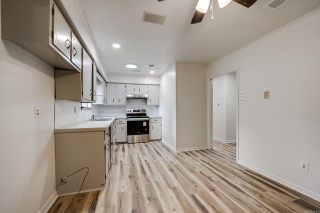 515 Shirley Cv, Jacksonville, AR 72076