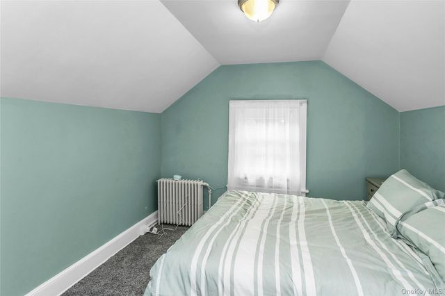 75 S Penataquit Avenue, Bay Shore, NY 11706