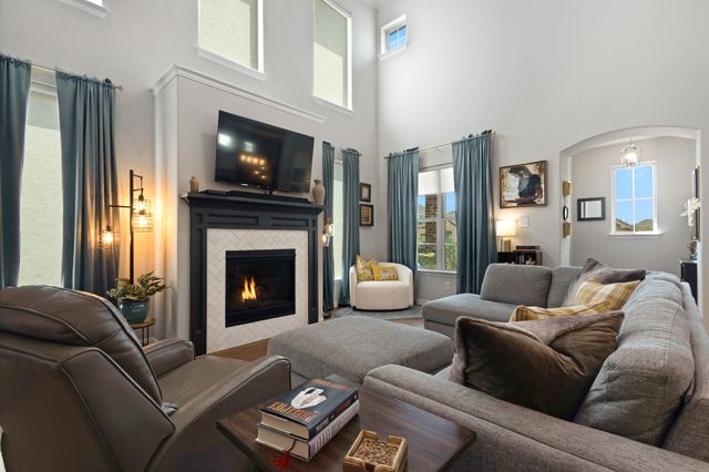 1117 Milfoil Drive, Justin, TX 76247