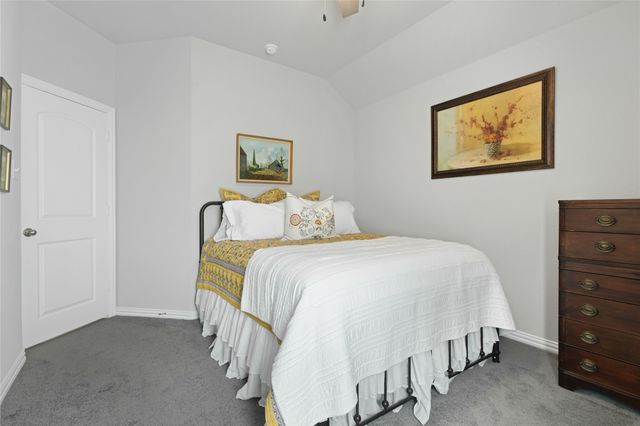 1117 Milfoil Drive, Justin, TX 76247