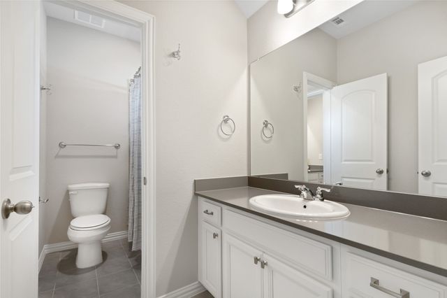 1117 Milfoil Drive, Justin, TX 76247