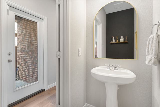 1117 Milfoil Drive, Justin, TX 76247