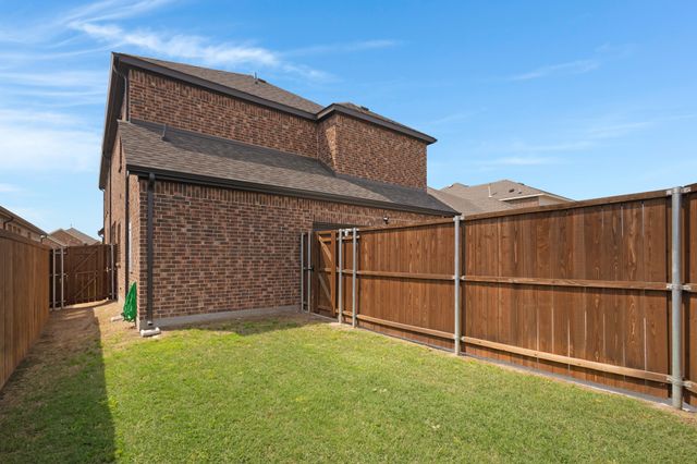 1117 Milfoil Drive, Justin, TX 76247