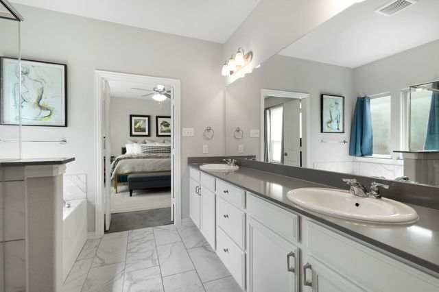 1117 Milfoil Drive, Justin, TX 76247