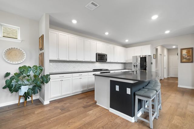 1117 Milfoil Drive, Justin, TX 76247