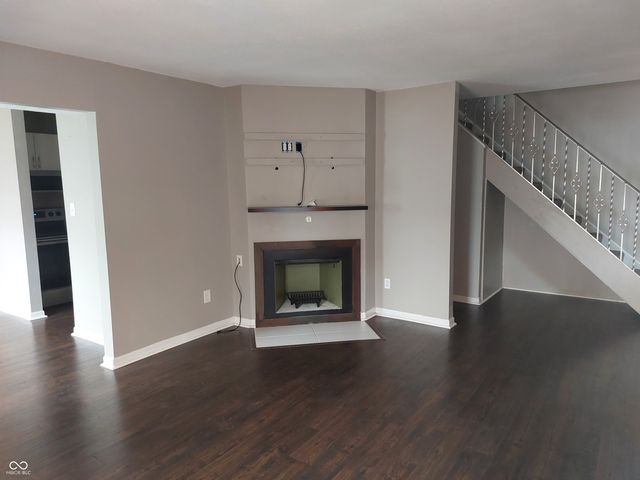 6912 Wildwood Court, Indianapolis, IN 46268