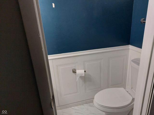 6912 Wildwood Court, Indianapolis, IN 46268