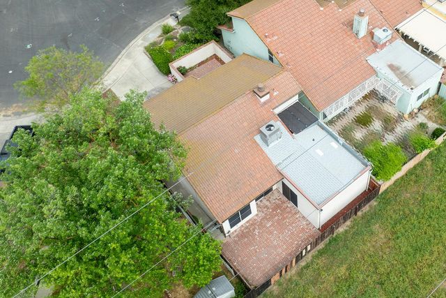 1124 Tasmania Way, Modesto, CA 95356