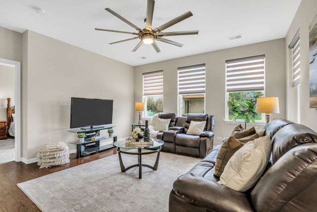 6296 Doral Drive, Gurnee, IL 60031