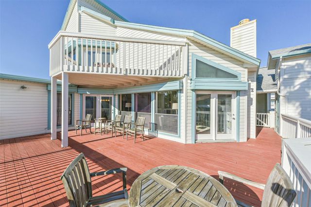 4231 Pelican Lane, Galveston, TX 77554