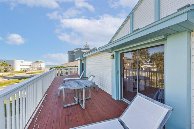 4231 Pelican Lane, Galveston, TX 77554