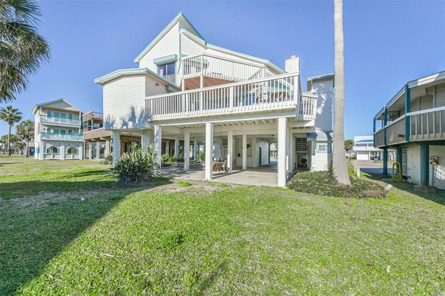 4231 Pelican Lane, Galveston, TX 77554