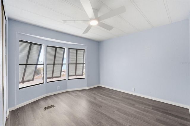 5705 HOLIDAY PARK BOULEVARD, North Port, FL 34287