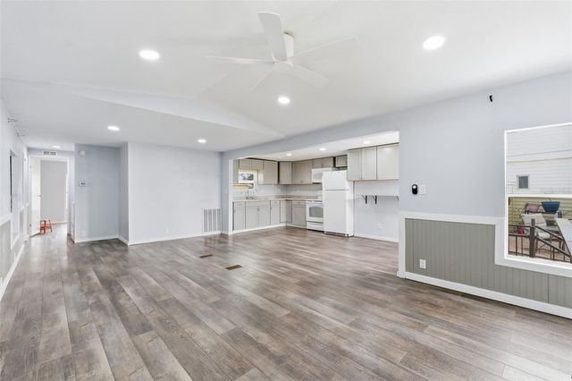 5705 HOLIDAY PARK BOULEVARD, North Port, FL 34287