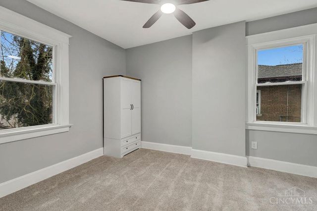 1227 Carolina Avenue, Cincinnati, OH 45237