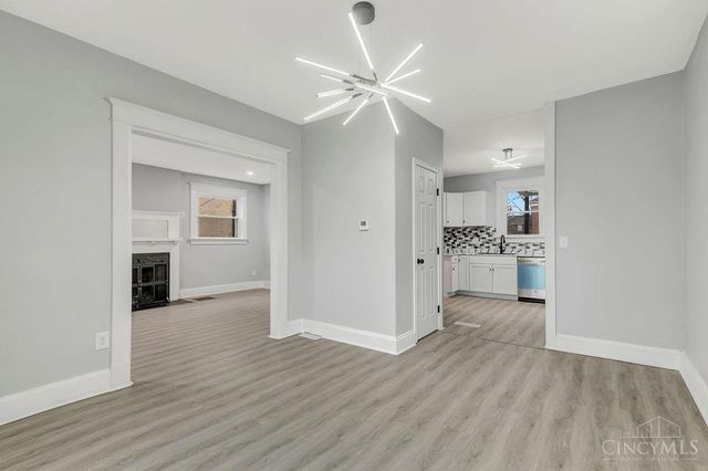 1227 Carolina Avenue, Cincinnati, OH 45237