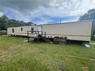 408 Debbie Street, Victoria, TX 77905