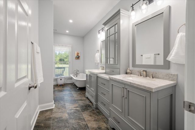 6876 Hyde Farm Road, Ravenel, SC 29470