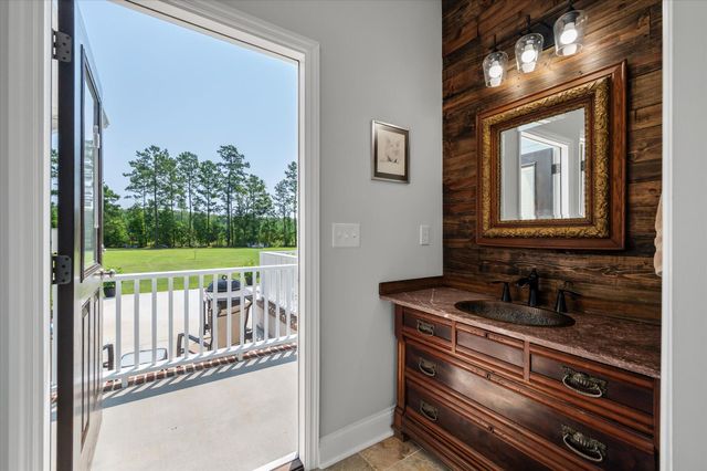 6876 Hyde Farm Road, Ravenel, SC 29470