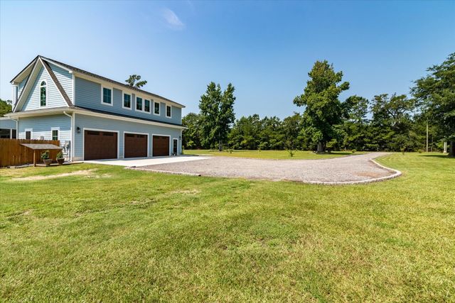 6876 Hyde Farm Road, Ravenel, SC 29470