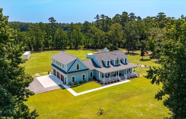 6876 Hyde Farm Road, Ravenel, SC 29470