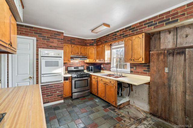 50 Brola Road, Middletown, NY 10940