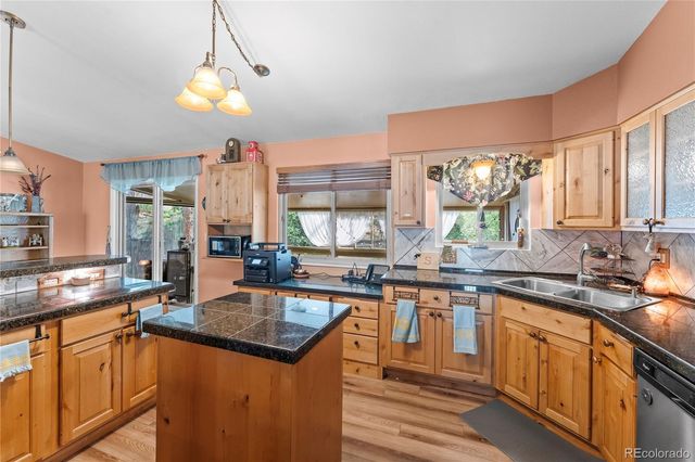 6260 Garlock Way, Colorado Springs, CO 80918