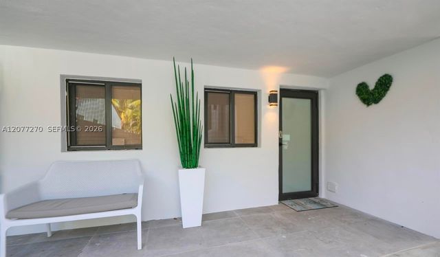 52 NE 47th St, Miami, FL 33137